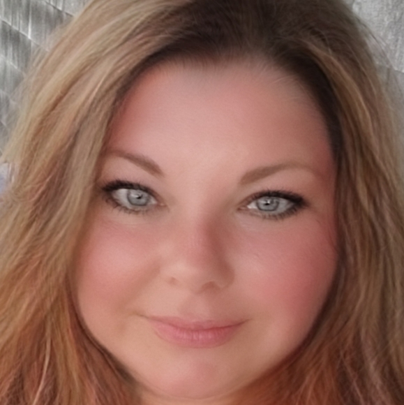 Meet your Posher, Lucuille - Picture 3 of 5